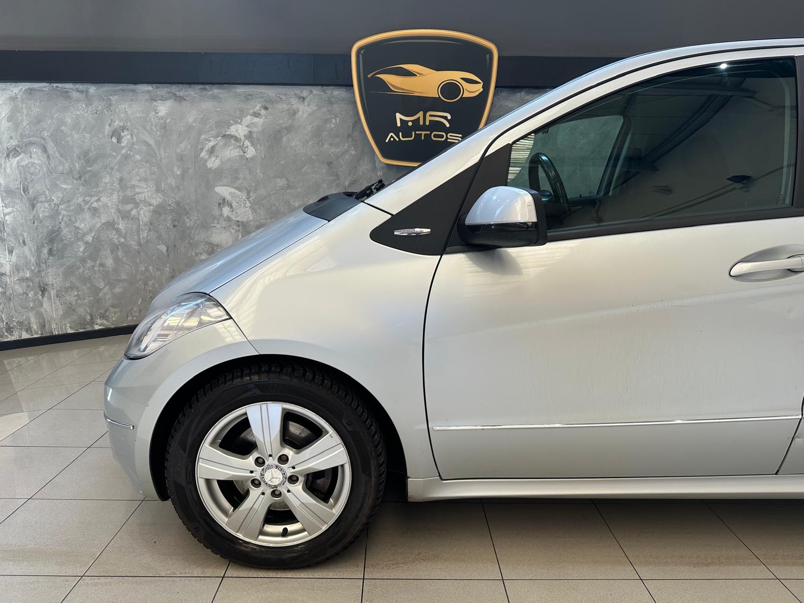 Mercedes-Benz Clase A 200