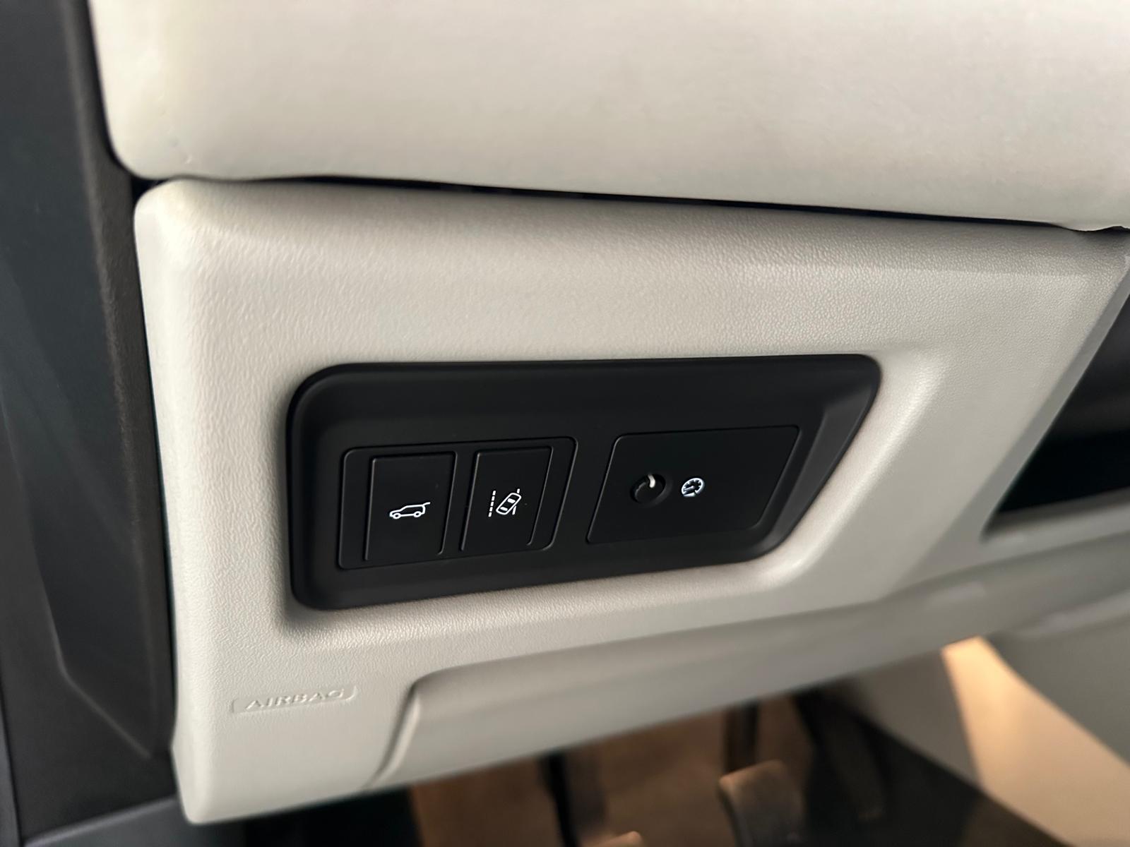 Land-Rover Discovery Sport 2.0 180cv