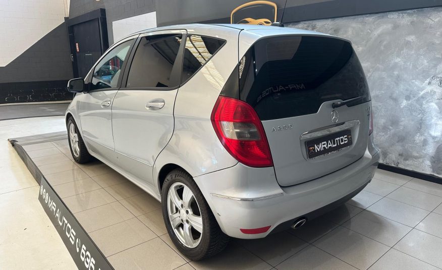 Mercedes-Benz Clase A 200