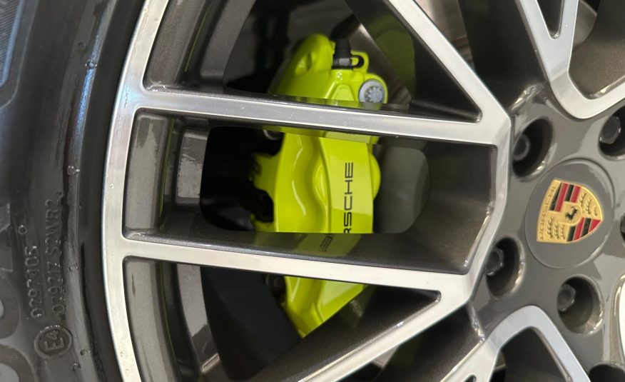 Porsche Cayenne E-Hybrid 3.0 462cv