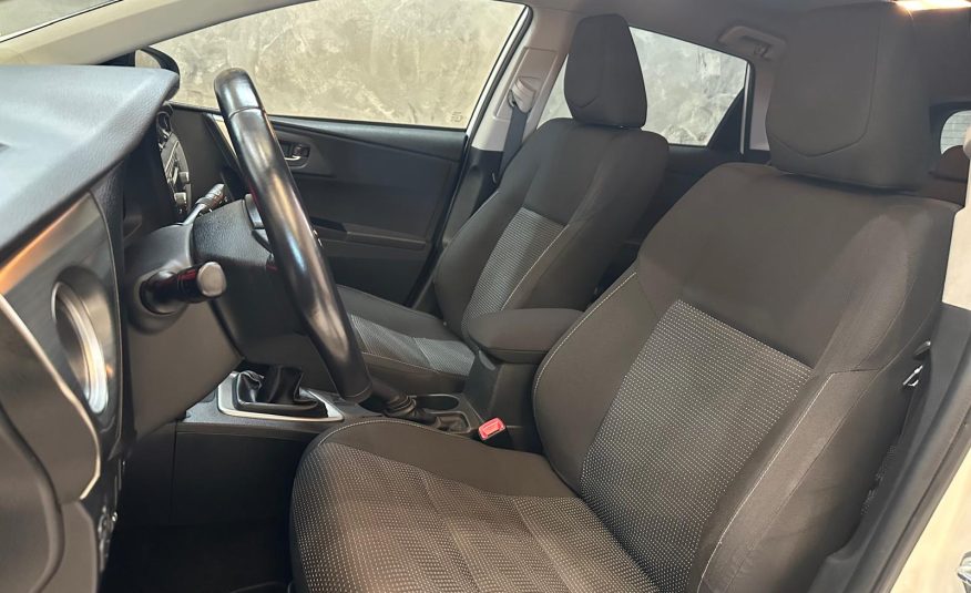Toyota Auris 2.0 124cv