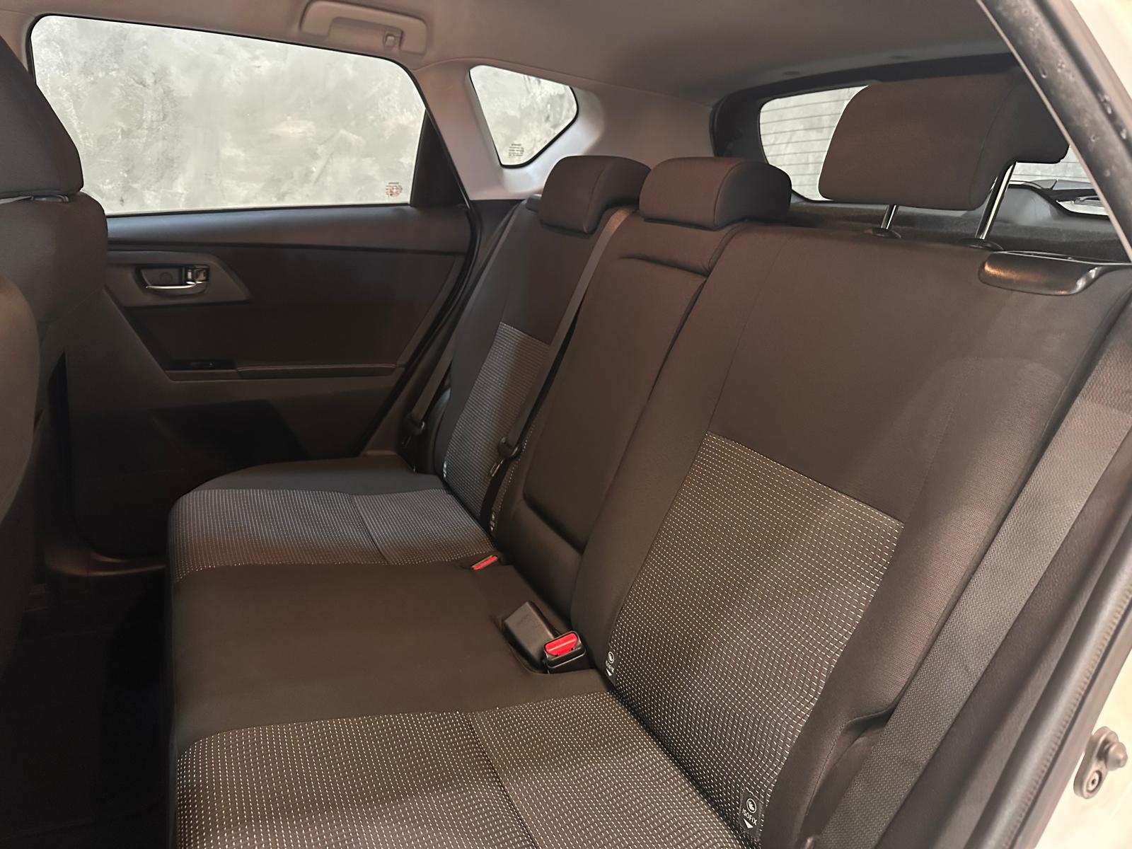 Toyota Auris 2.0 124cv