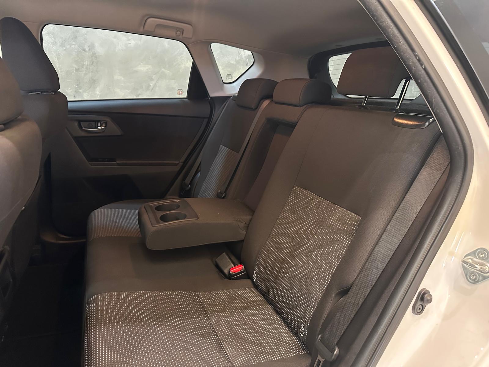 Toyota Auris 2.0 124cv