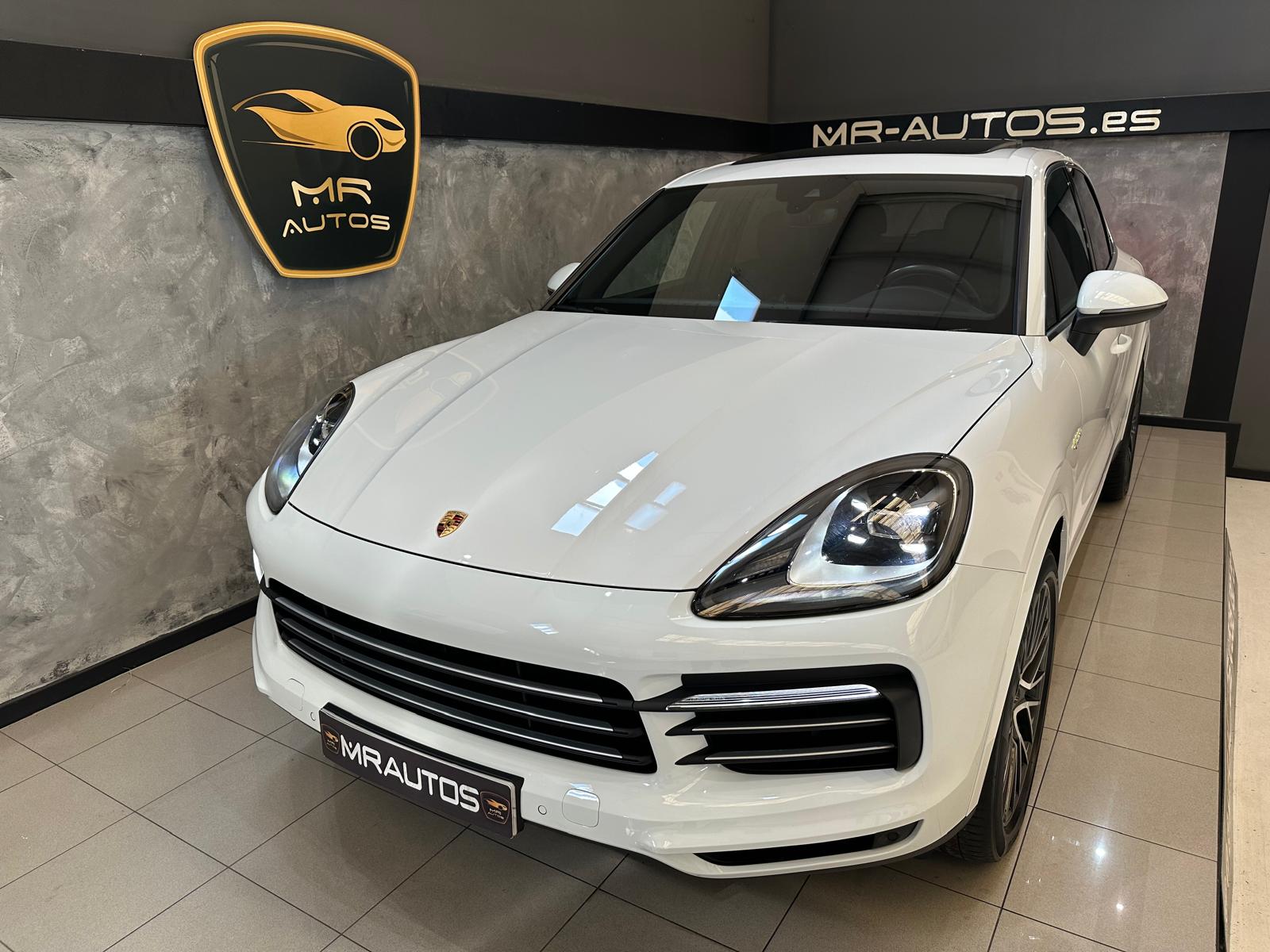 Porsche Cayenne E-Hybrid 3.0 462cv