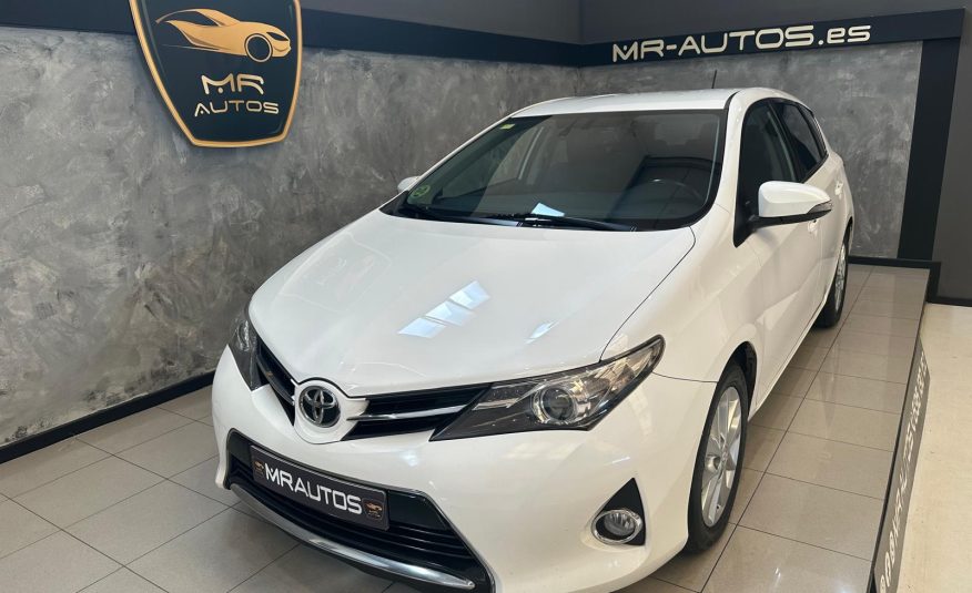 Toyota Auris 2.0 124cv