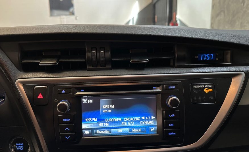 Toyota Auris 2.0 124cv