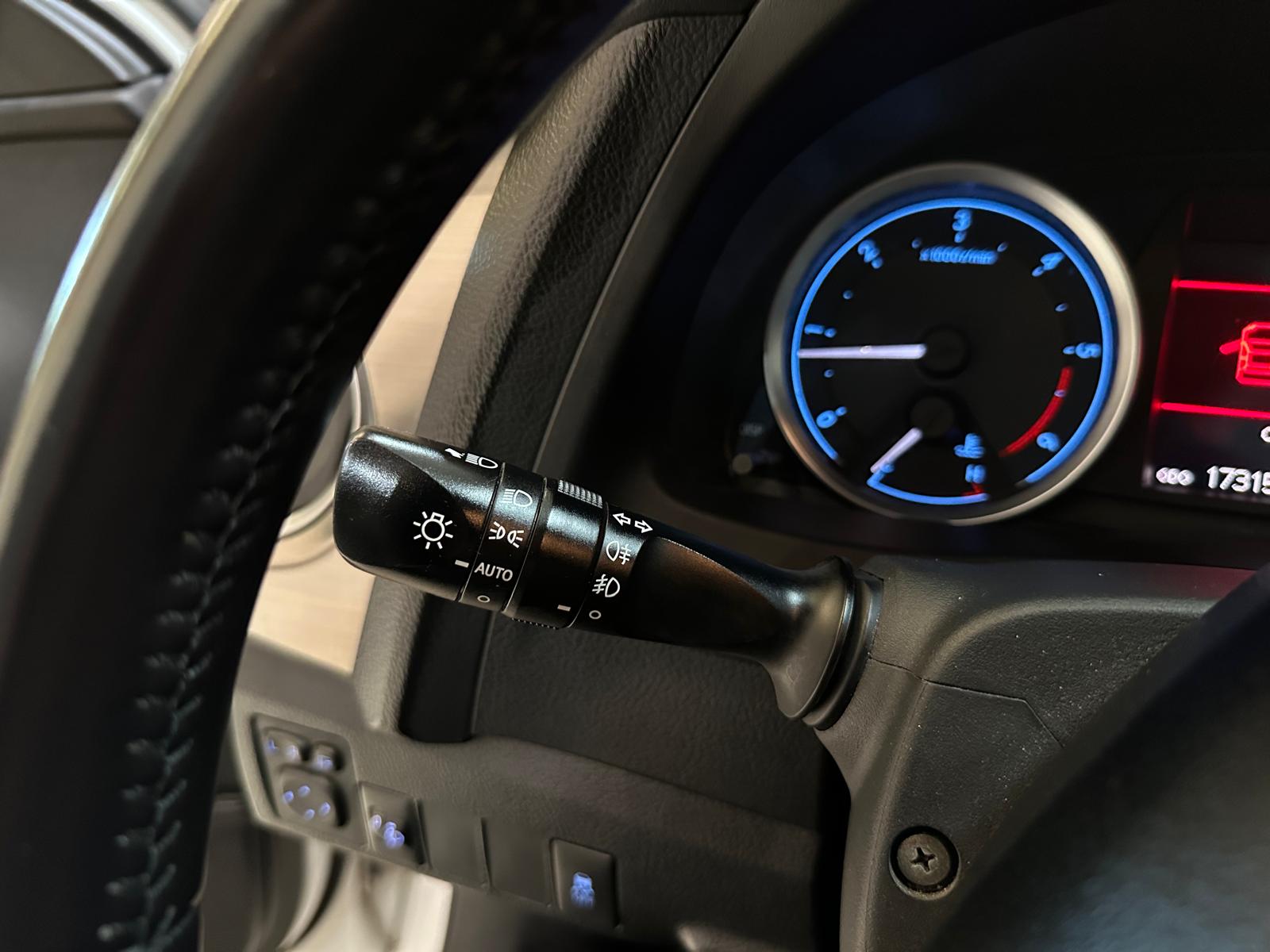 Toyota Auris 2.0 124cv