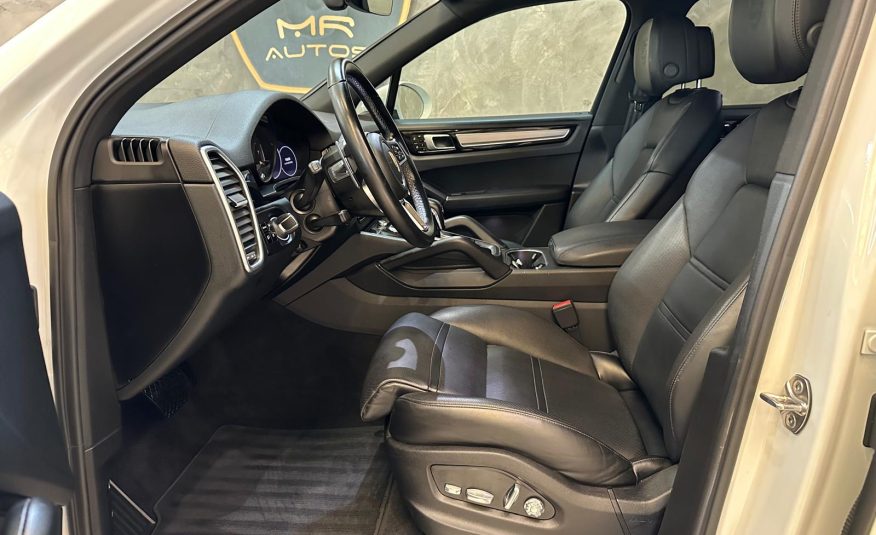 Porsche Cayenne E-Hybrid 3.0 462cv