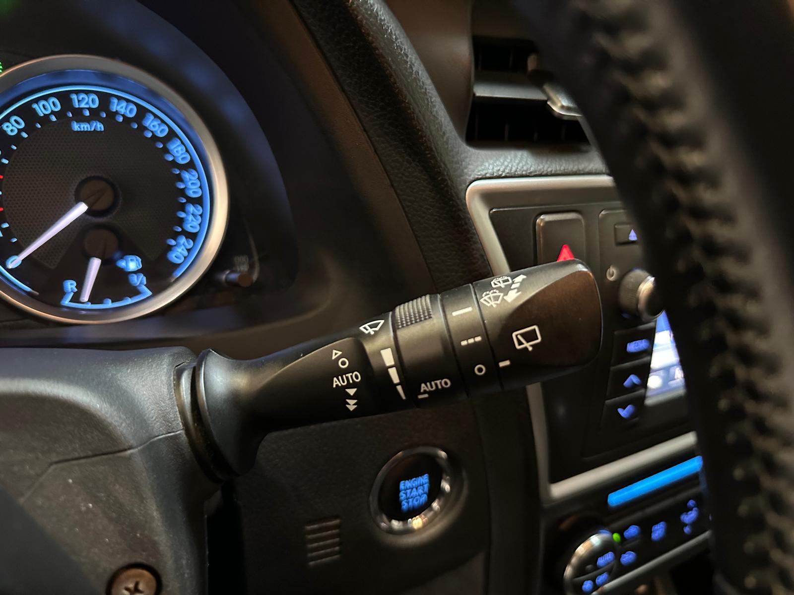 Toyota Auris 2.0 124cv