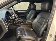 Porsche Cayenne E-Hybrid 3.0 462cv