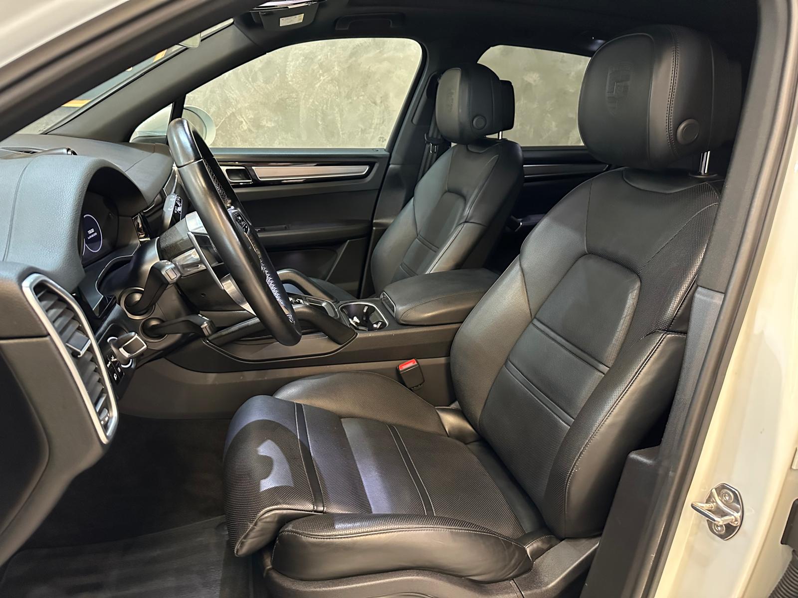 Porsche Cayenne E-Hybrid 3.0 462cv