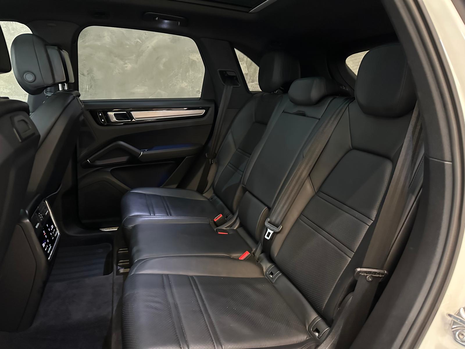 Porsche Cayenne E-Hybrid 3.0 462cv