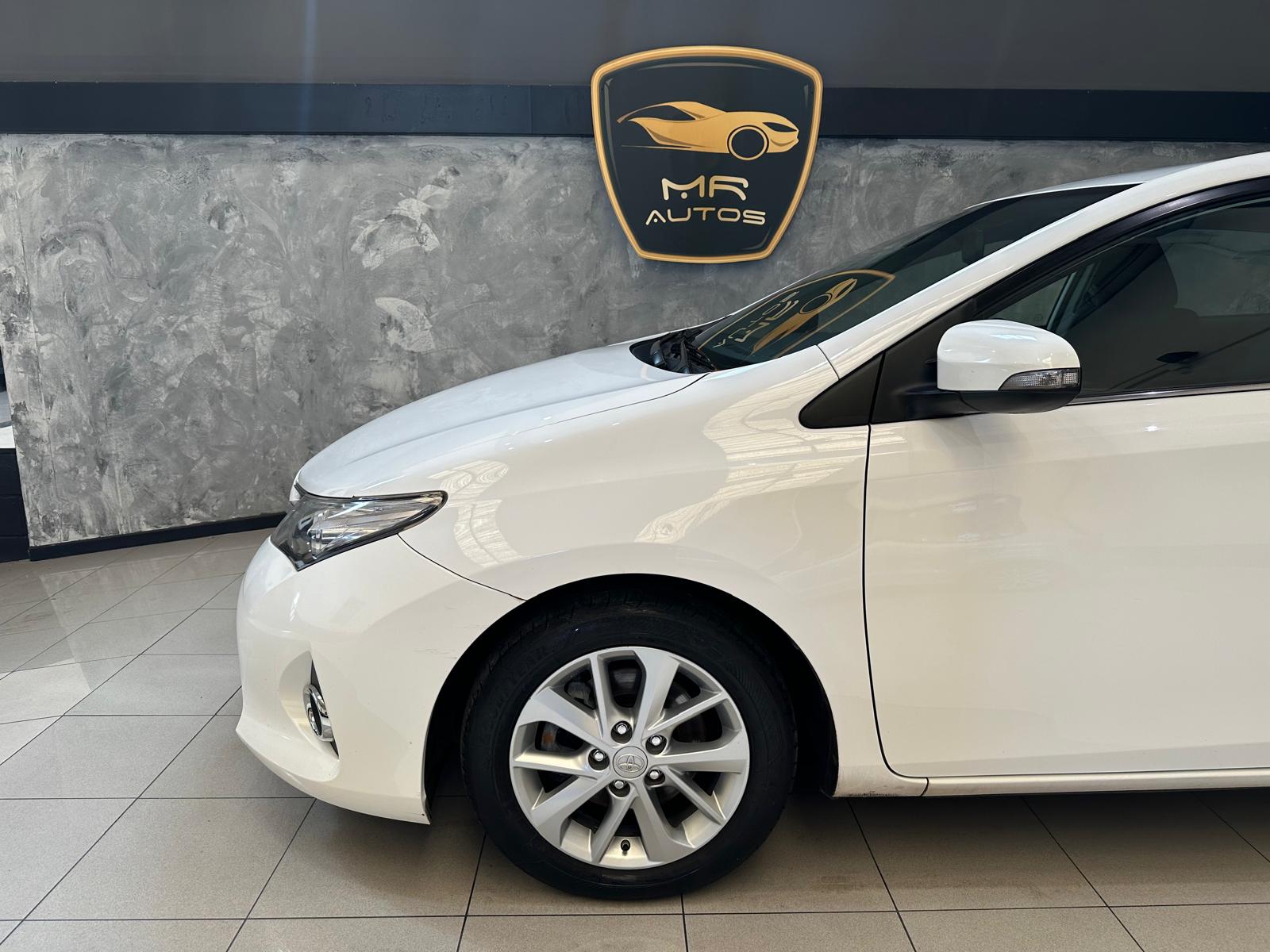 Toyota Auris 2.0 124cv