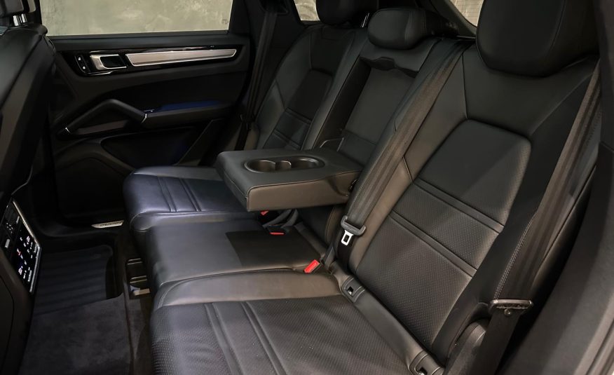 Porsche Cayenne E-Hybrid 3.0 462cv