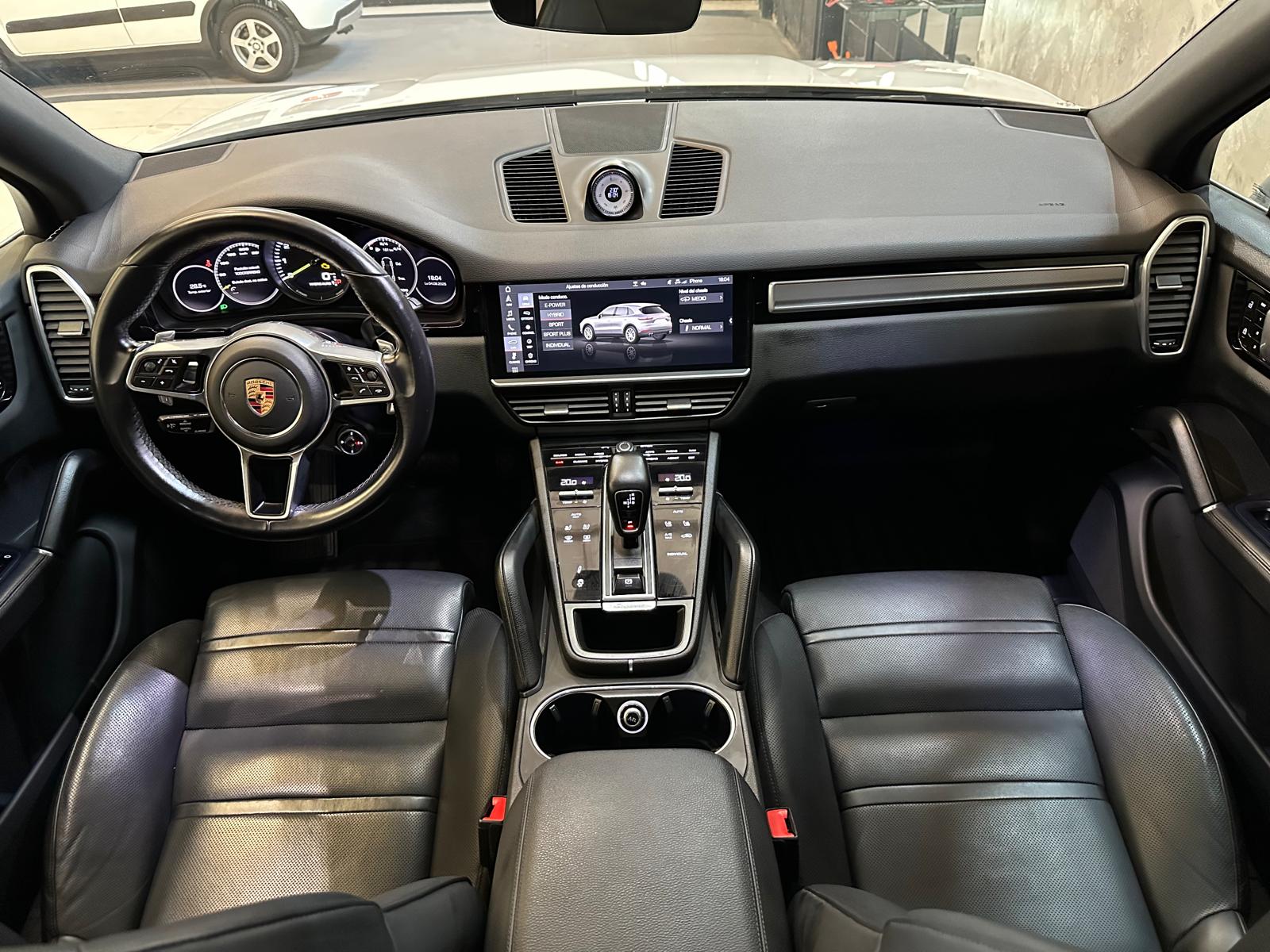 Porsche Cayenne E-Hybrid 3.0 462cv