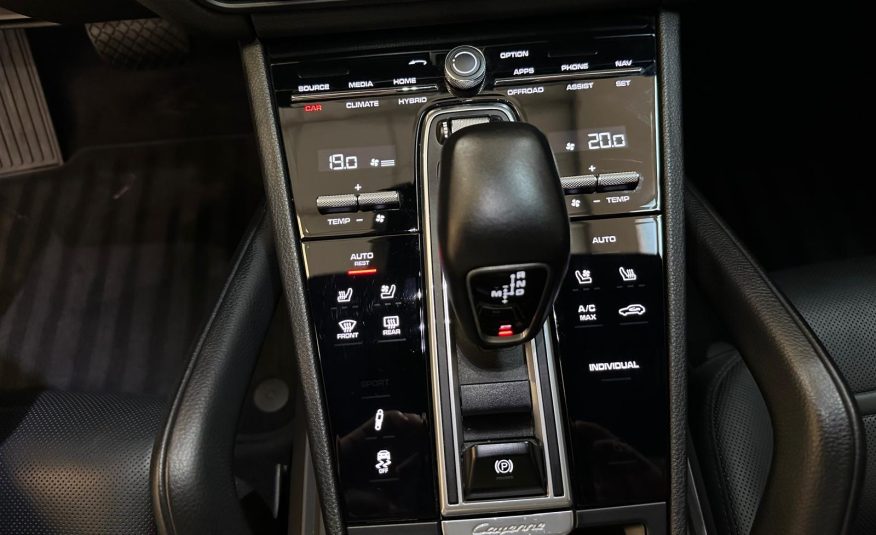 Porsche Cayenne E-Hybrid 3.0 462cv