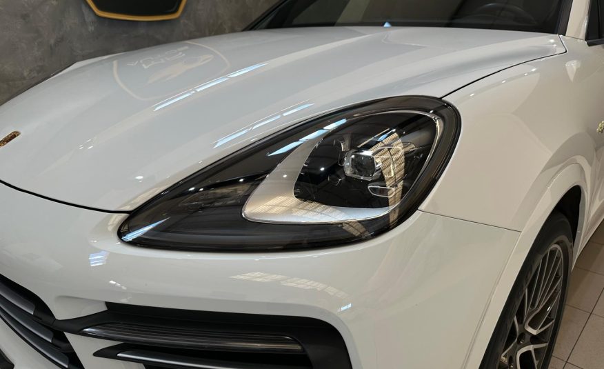 Porsche Cayenne E-Hybrid 3.0 462cv
