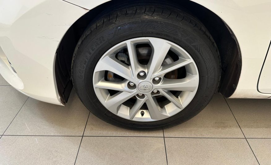 Toyota Auris 2.0 124cv