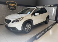PEUGEOT 2008 Signature PureTech 110 SS 6 Vel. MAN