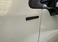 PEUGEOT 2008 Signature PureTech 110 SS 6 Vel. MAN