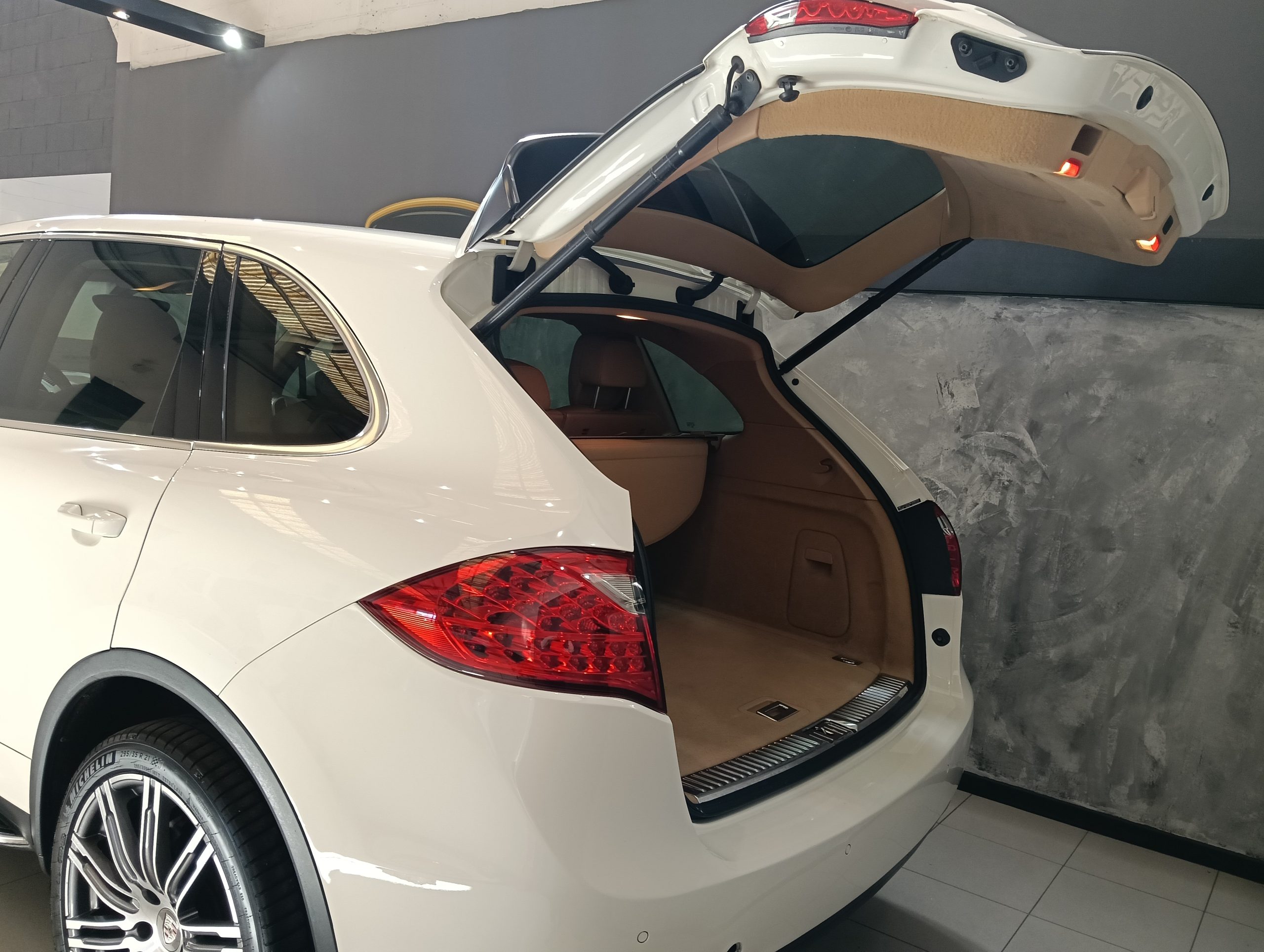 PORSCHE CAYENNE 3.0 CC 240 CV