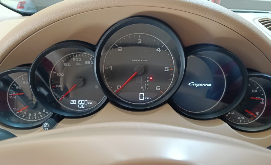 PORSCHE CAYENNE 3.0 CC 240 CV