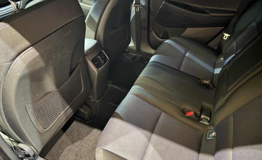 HYUNDAI Tucson 1.7 CRDi BlueDr Tecno Sky Safe 4×2