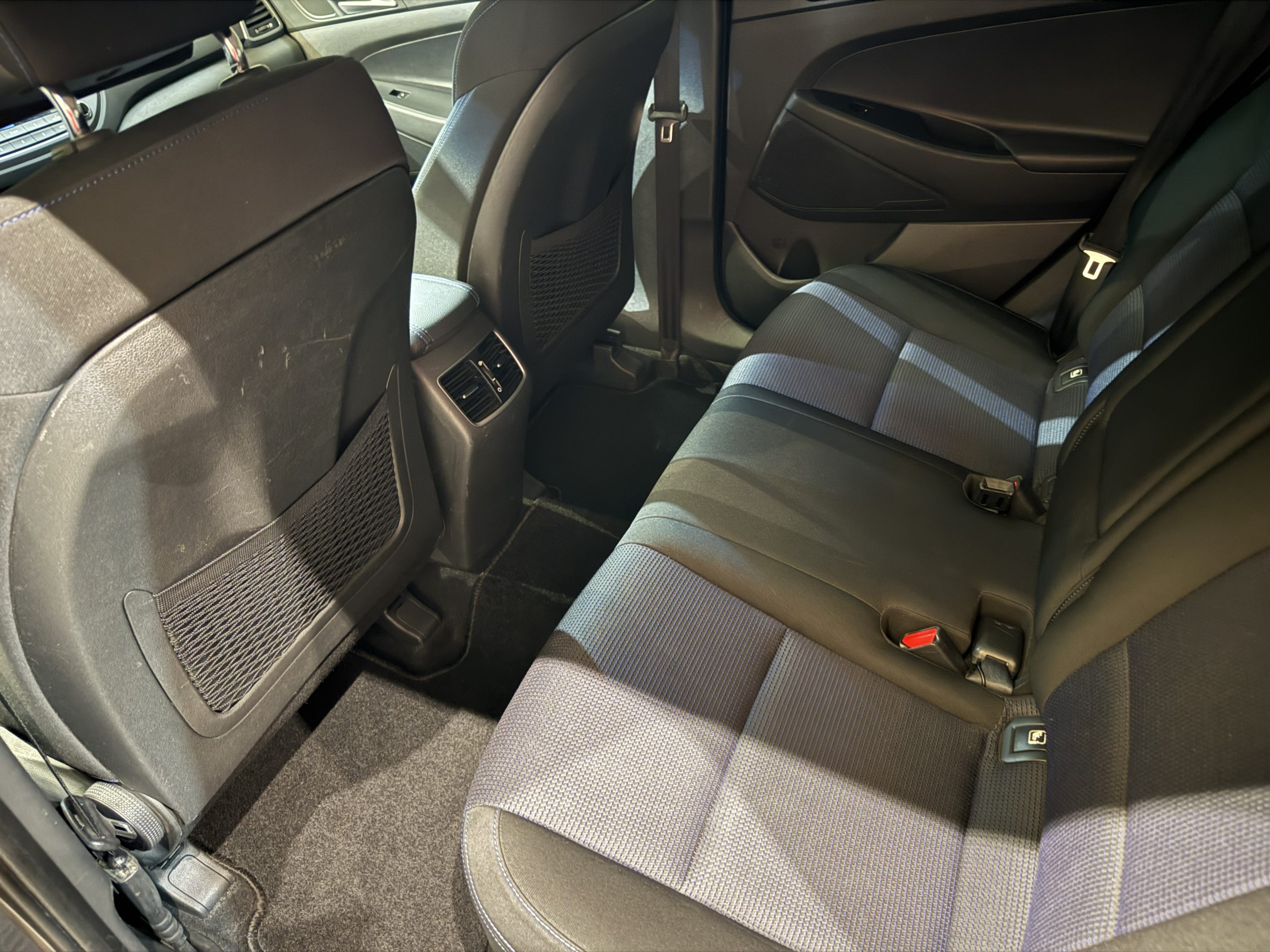 HYUNDAI Tucson 1.7 CRDi BlueDr Tecno Sky Safe 4×2