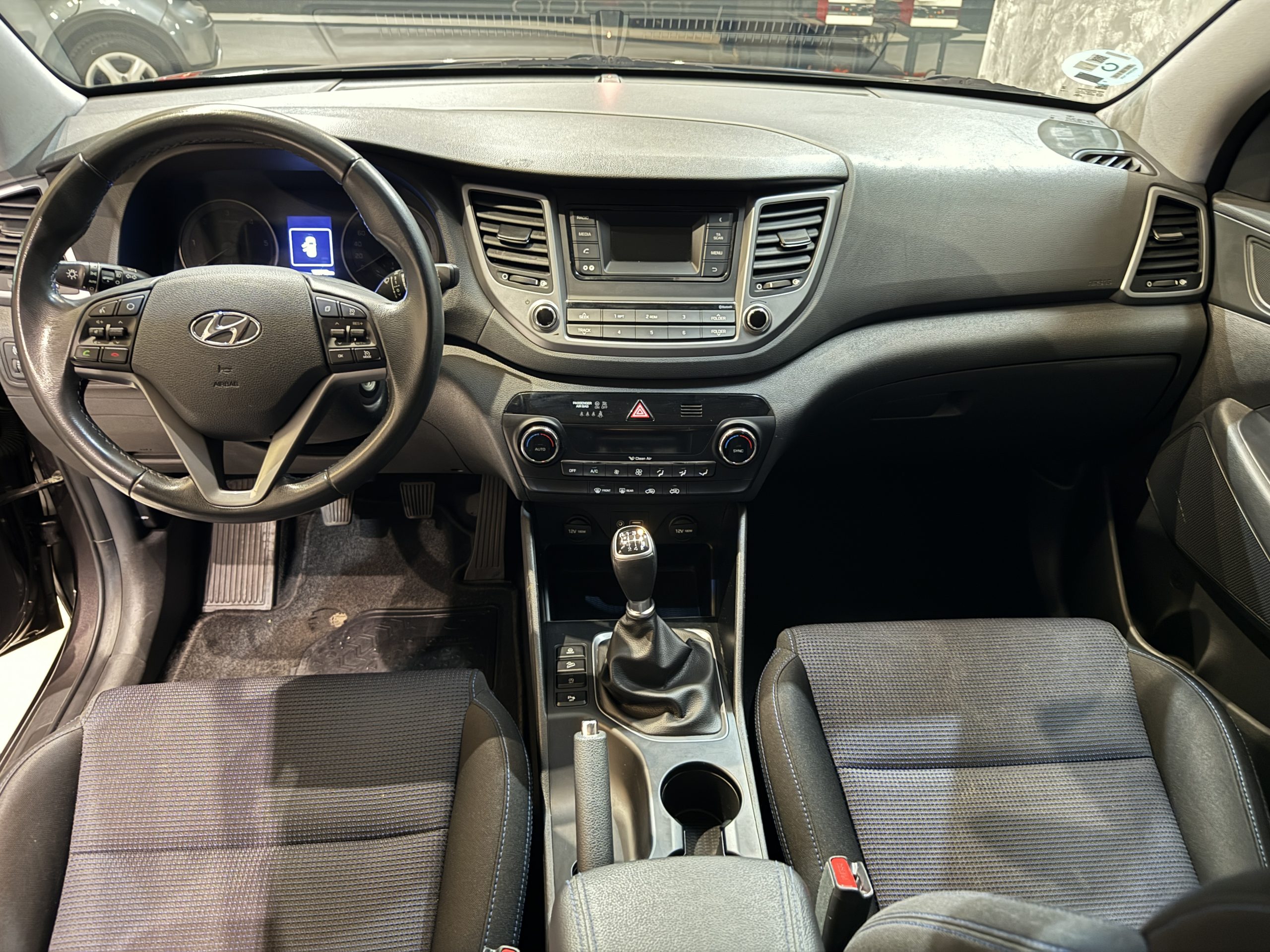 HYUNDAI Tucson 1.7 CRDi BlueDr Tecno Sky Safe 4×2