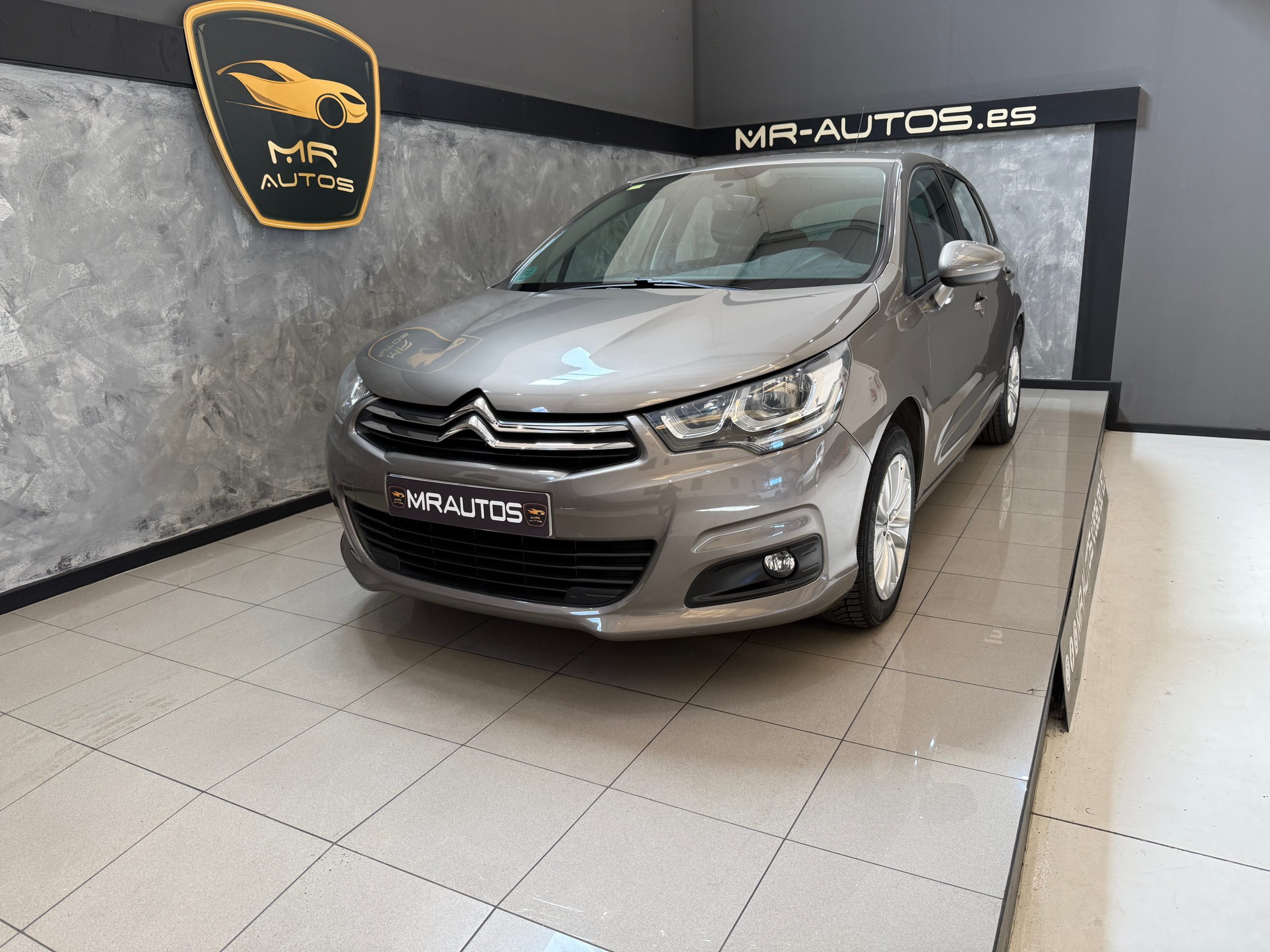 CITROEN C4 C4 PureTech 110 Feel Edition