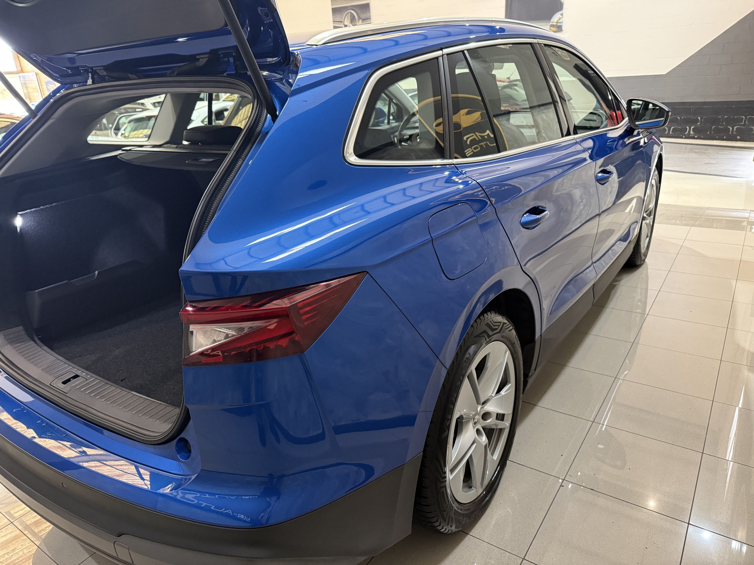 SKODA ENYAQ IV 60 132 kW 60kWh 58kwh net
