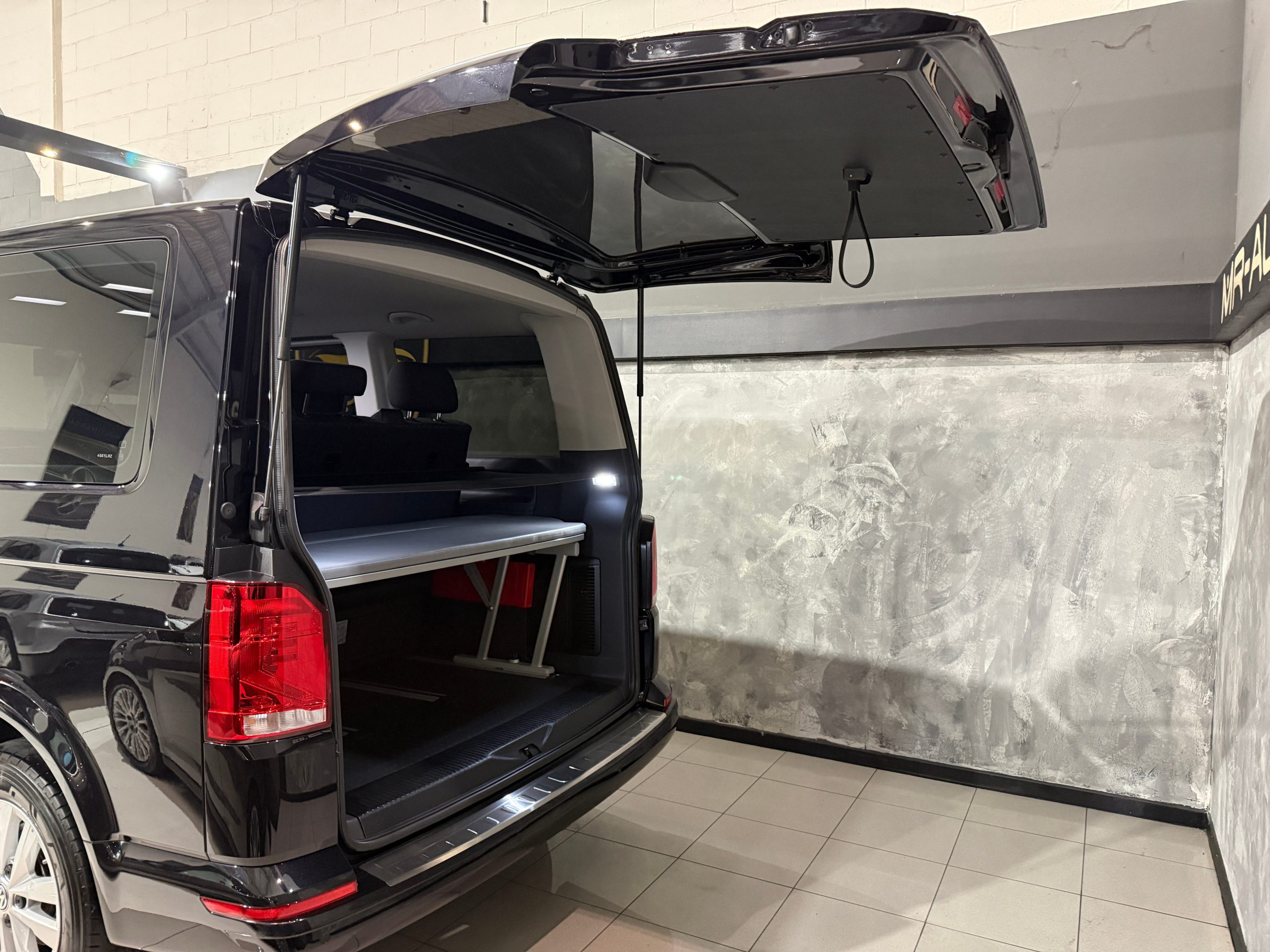 VOLKSWAGEN Multivan The Original Corto 2.0 TDI BMT