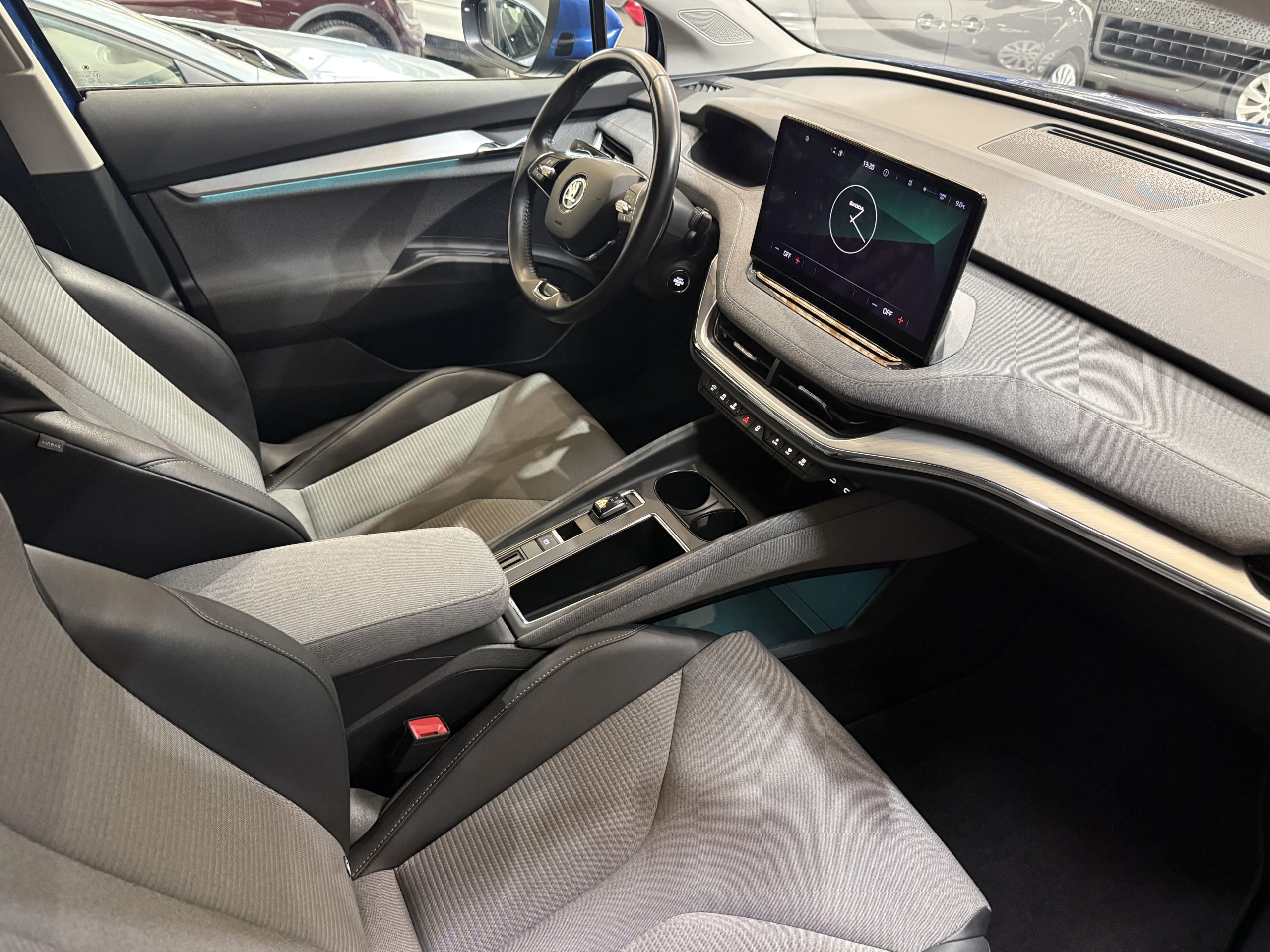 SKODA ENYAQ IV 60 132 kW 60kWh 58kwh net