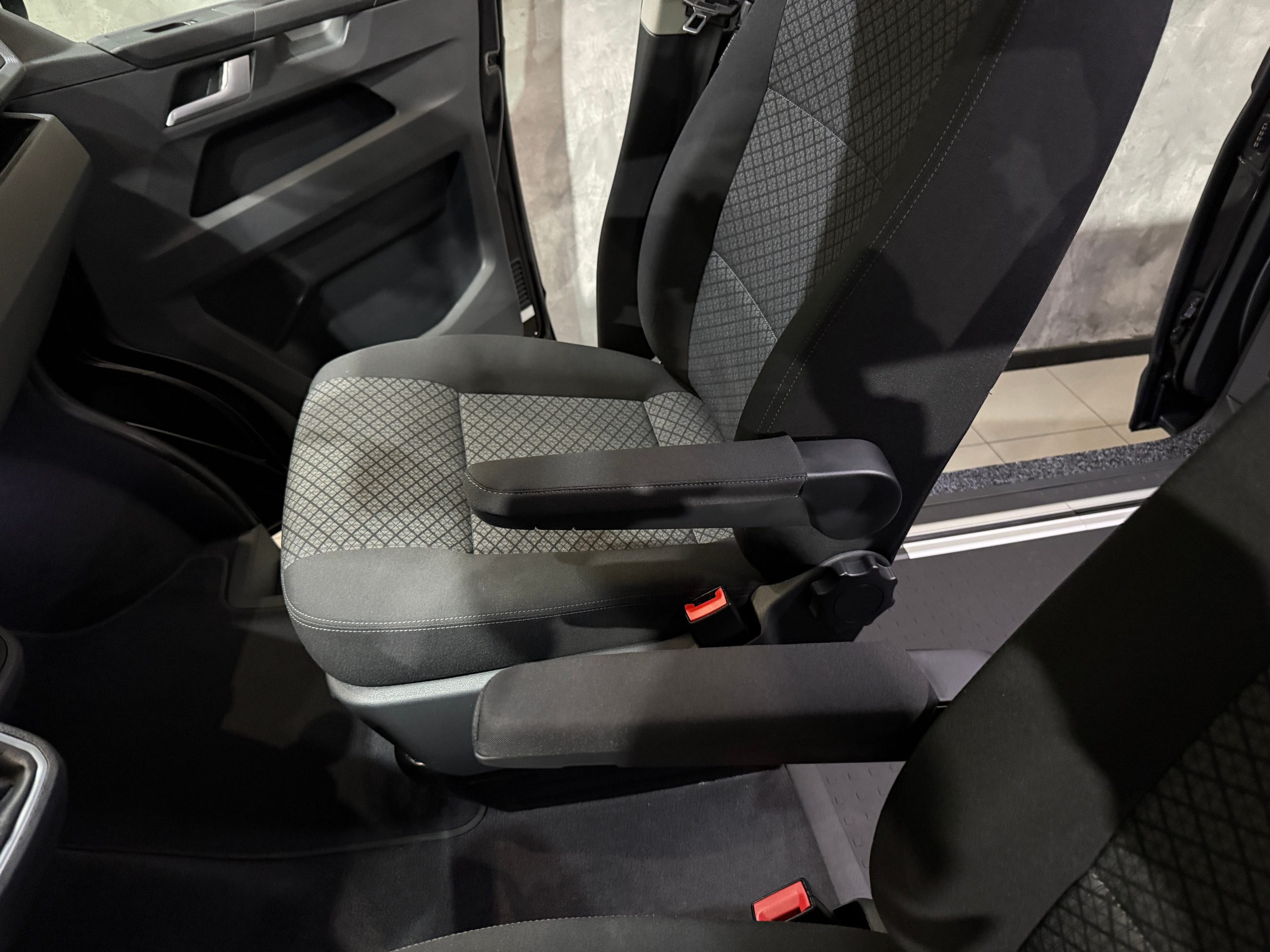 VOLKSWAGEN Multivan The Original Corto 2.0 TDI BMT