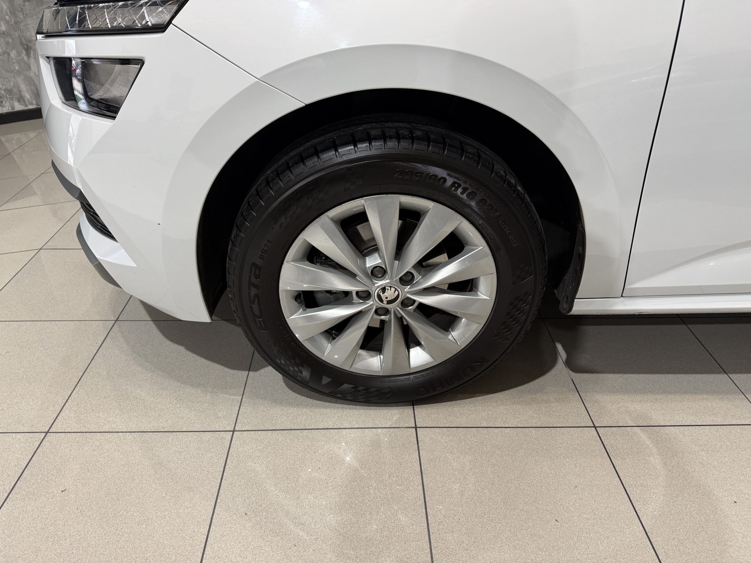 SKODA Kamiq 1.0 TSI Ambition
