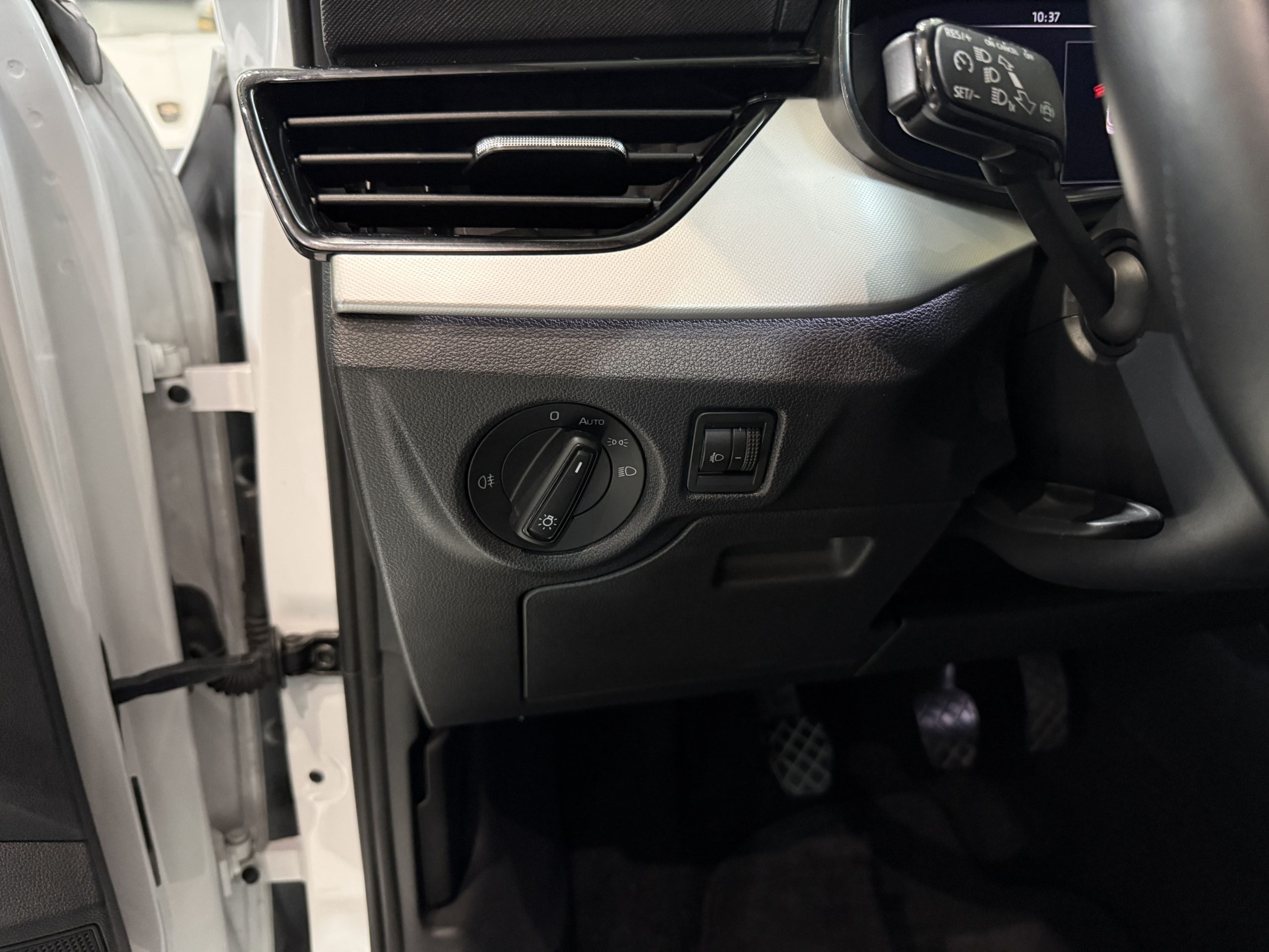 SKODA Kamiq 1.0 TSI Ambition