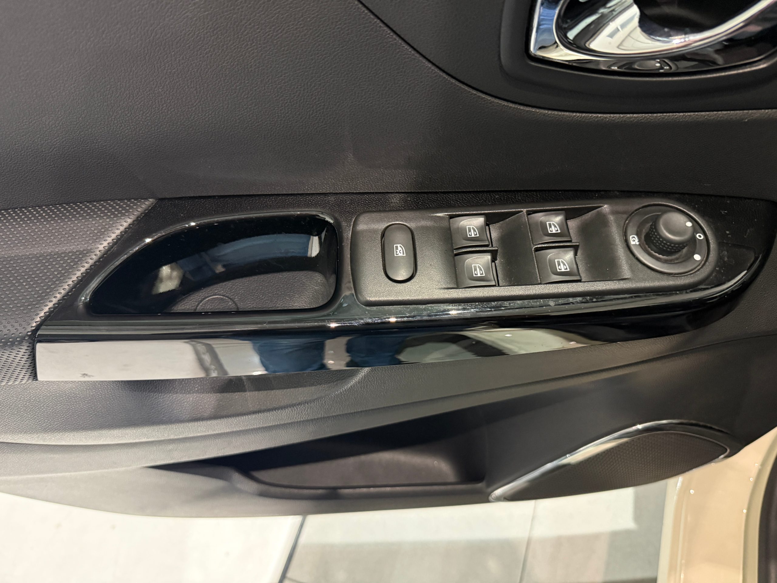RENAULT Captur Zen Energy TCe 120 EDC Euro 6