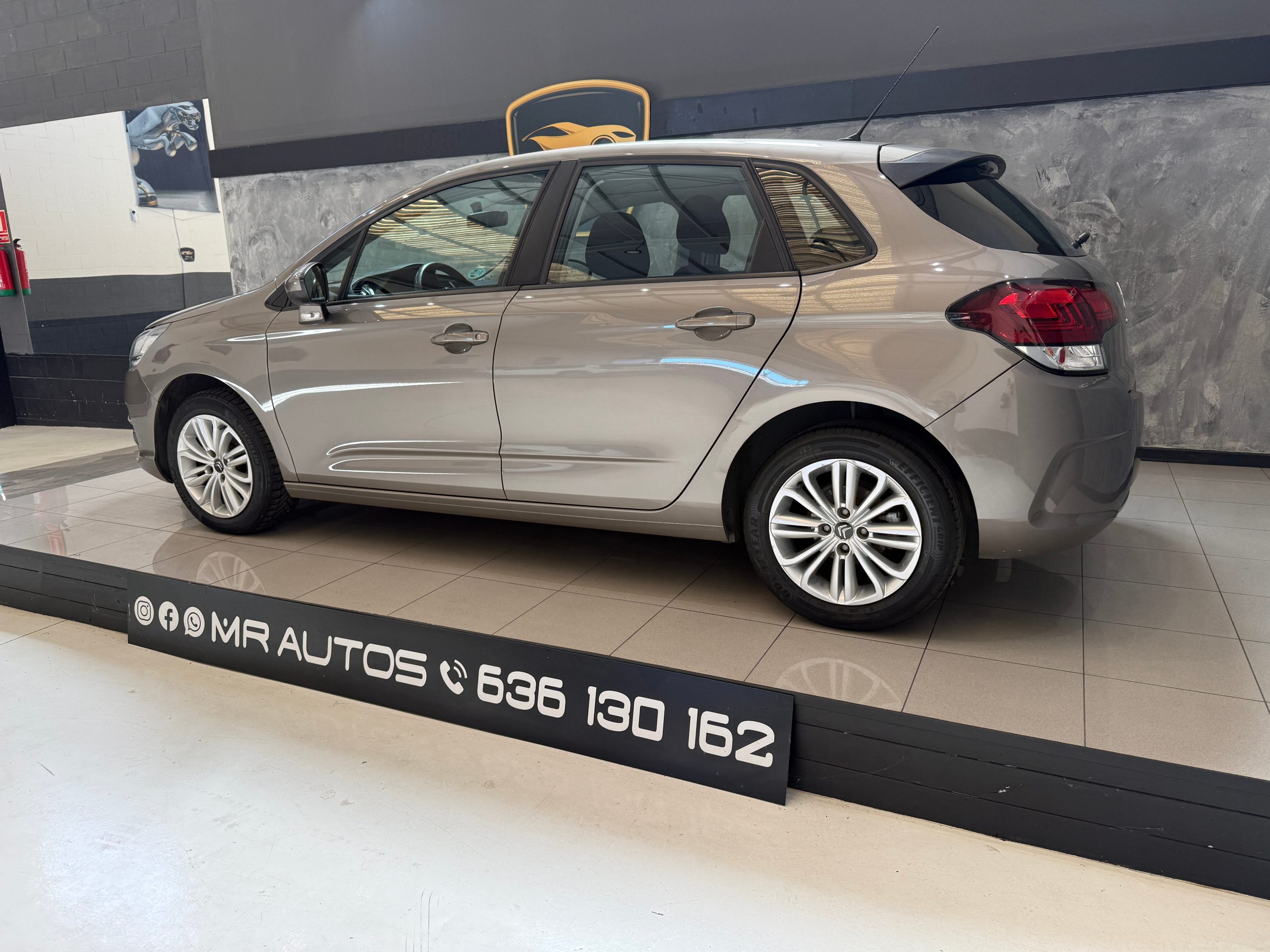 CITROEN C4 C4 PureTech 110 Feel Edition