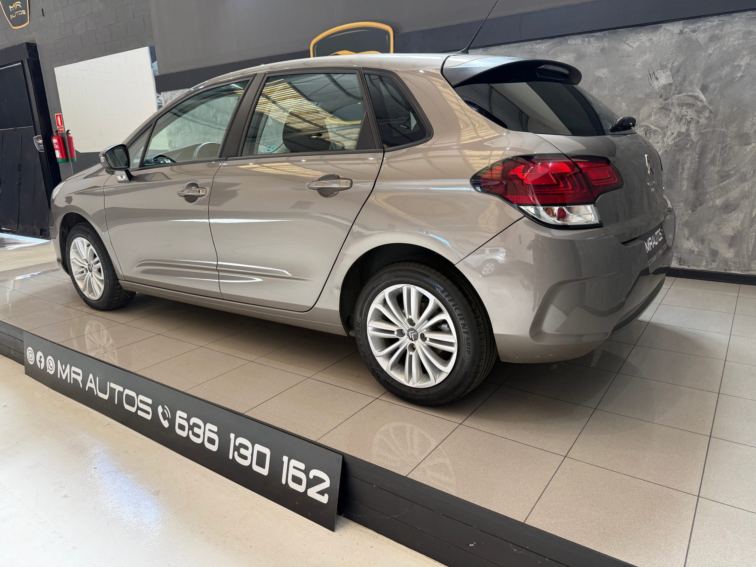 CITROEN C4 C4 PureTech 110 Feel Edition