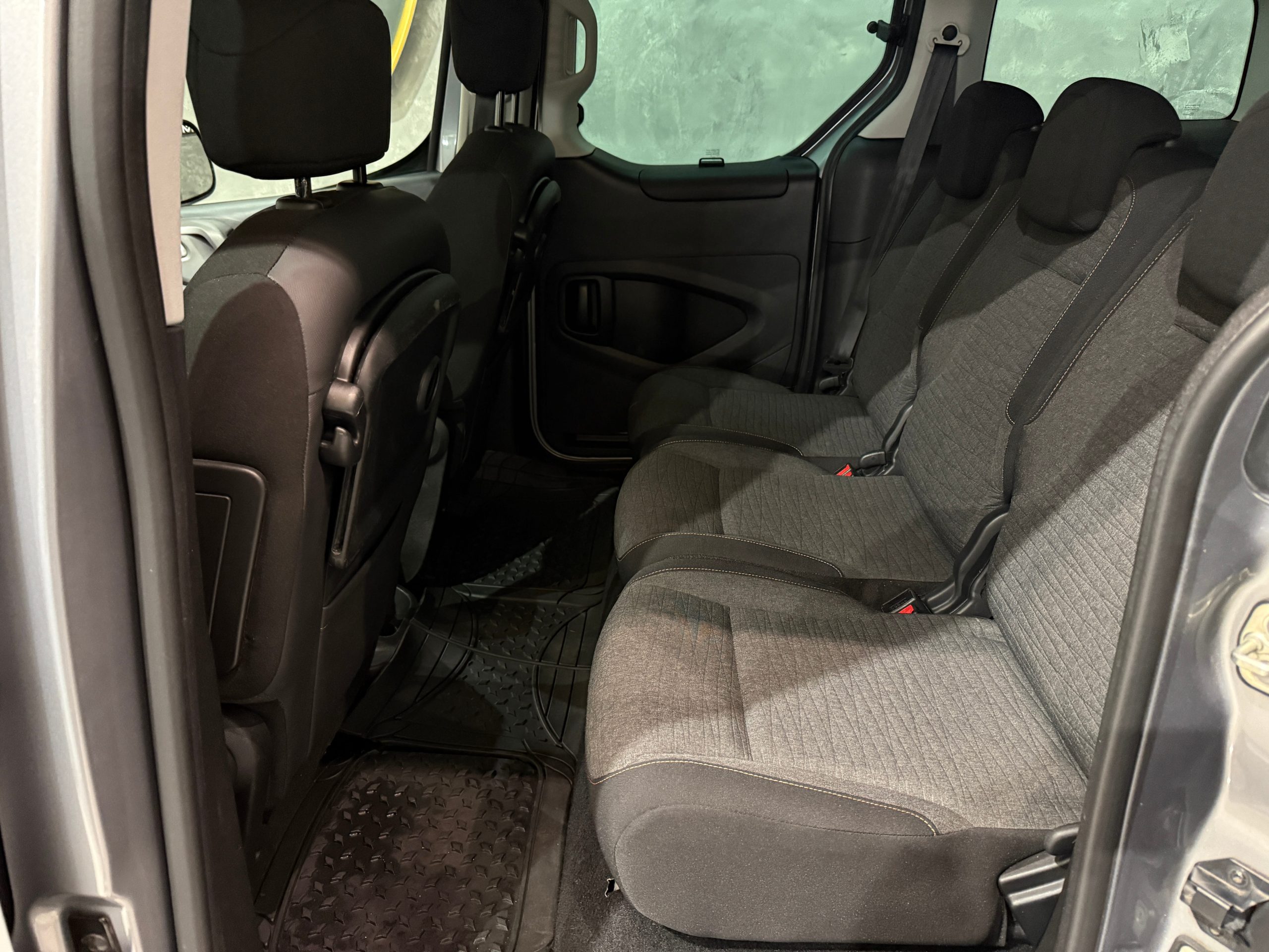CITROEN Berlingo Talla M PureTech 110 SS SHINE