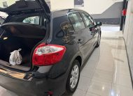 TOYOTA Auris 1.4 D4D DPF Active Eco