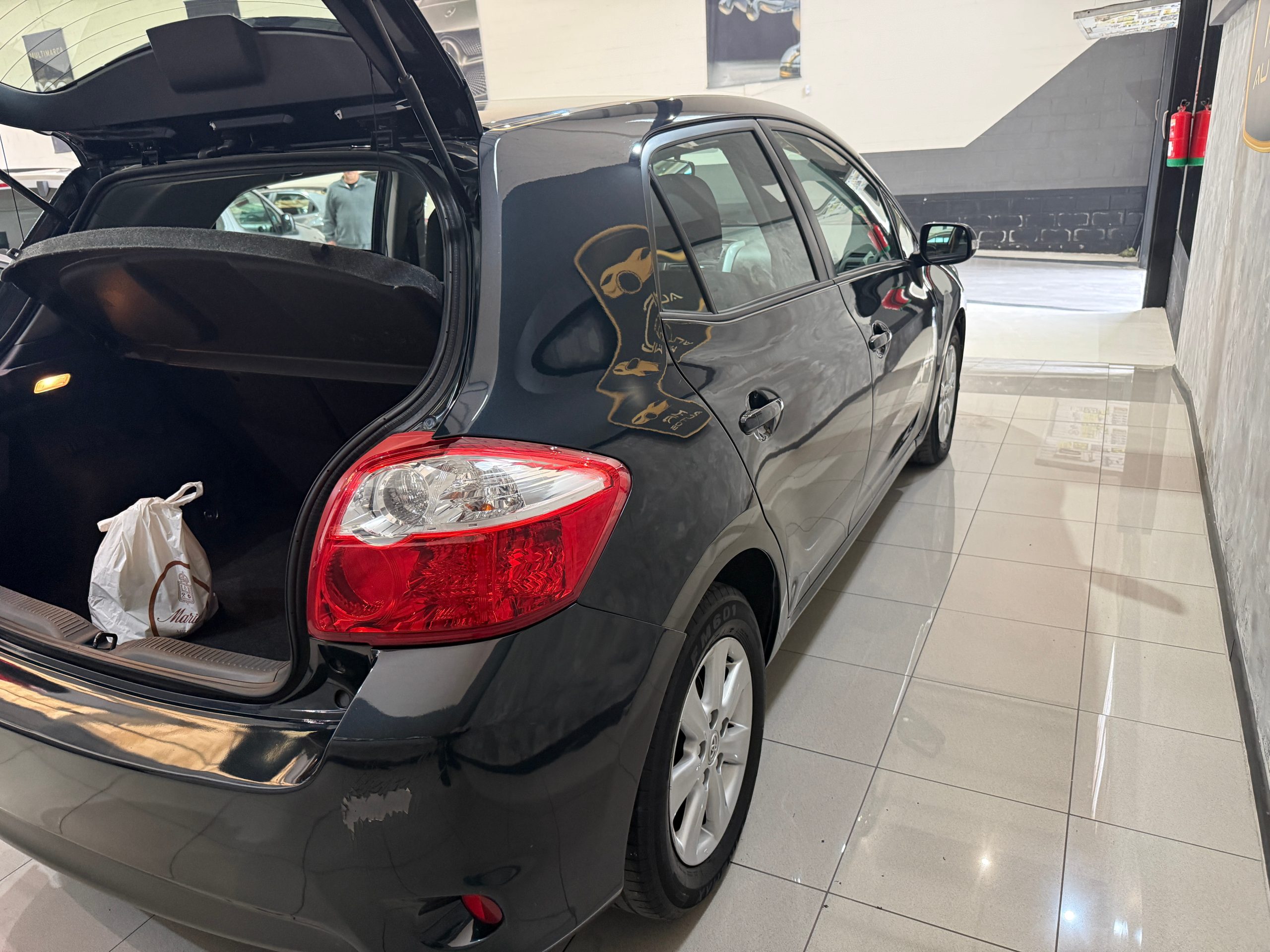 TOYOTA Auris 1.4 D4D DPF Active Eco