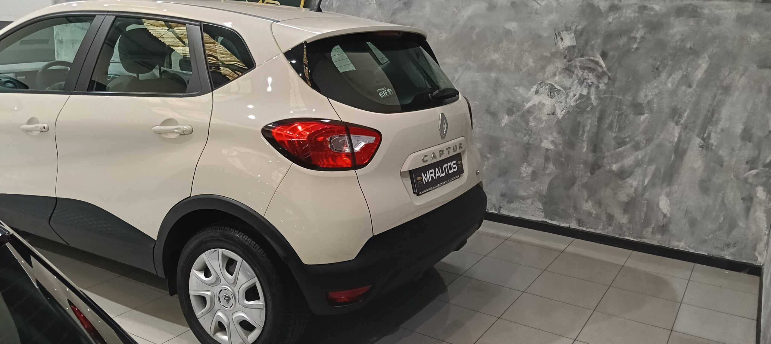 RENAULT Captur Life Energy TCe 90 SS eco2