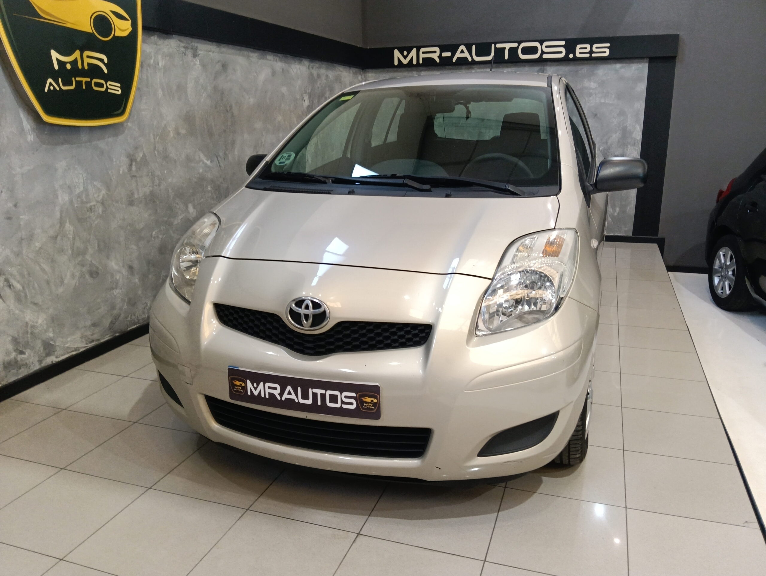 TOYOTA Yaris 1.4 D4D Active