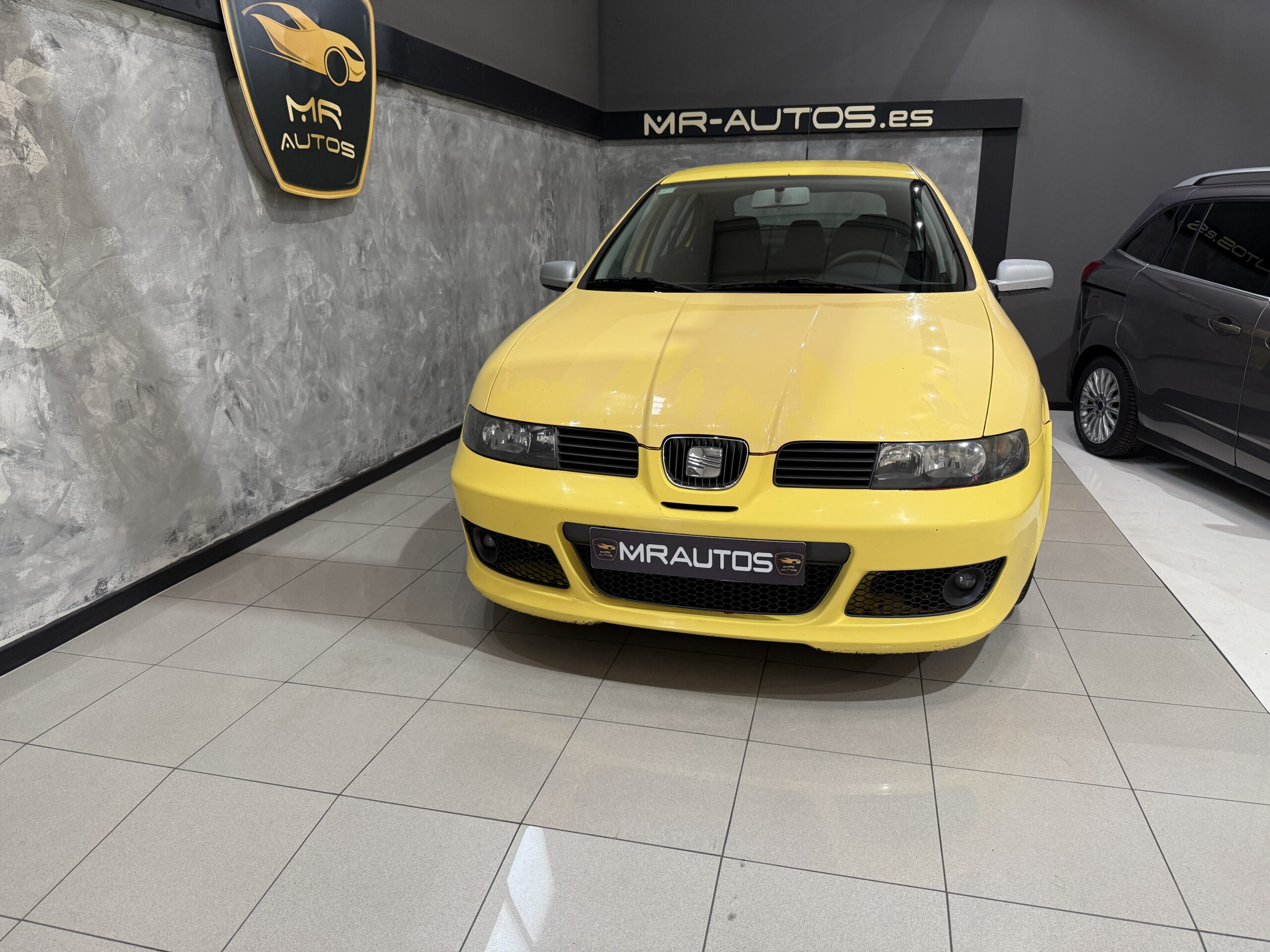 SEAT León 1.8i T 20V SPORT