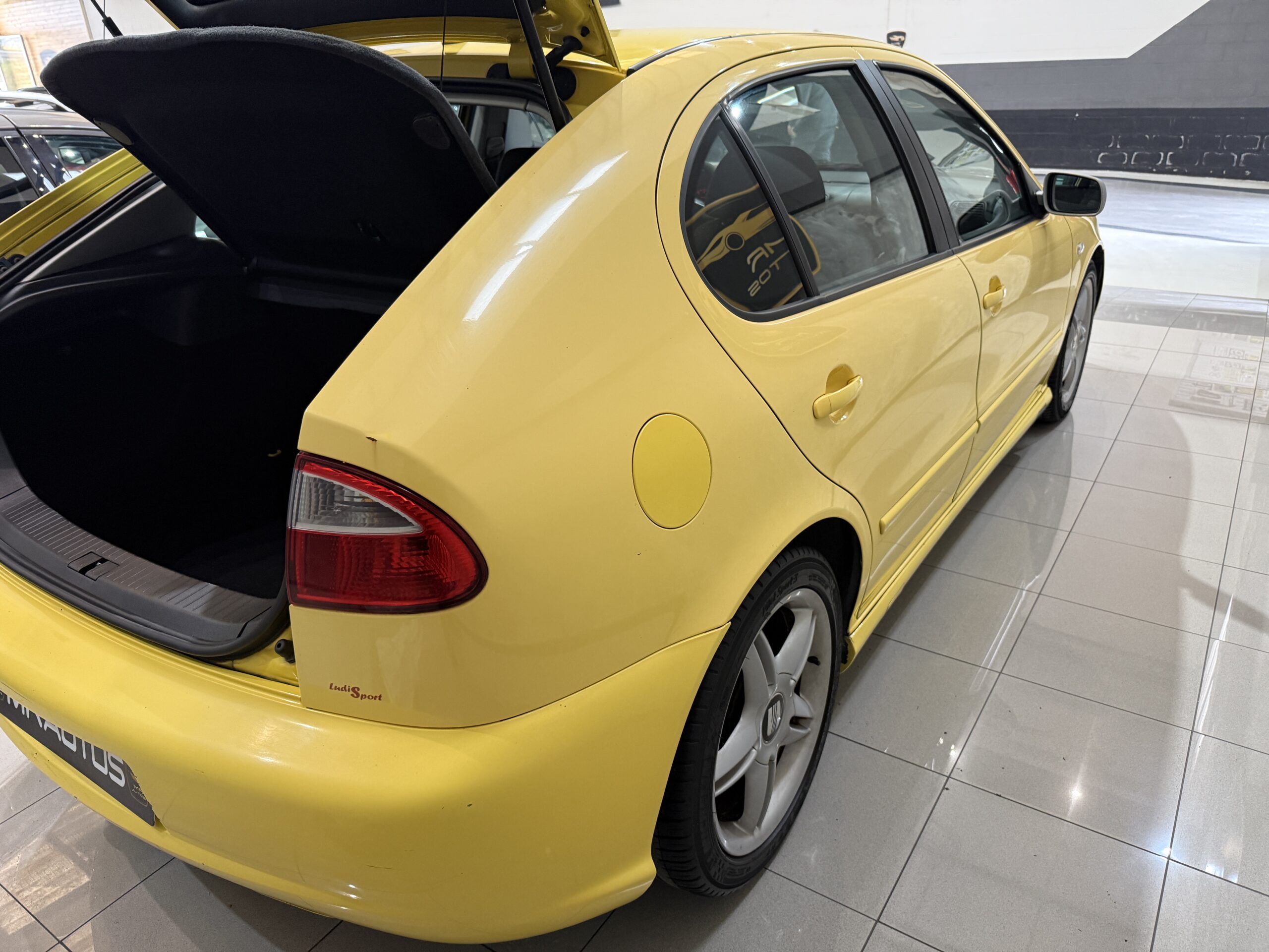 SEAT León 1.8i T 20V SPORT