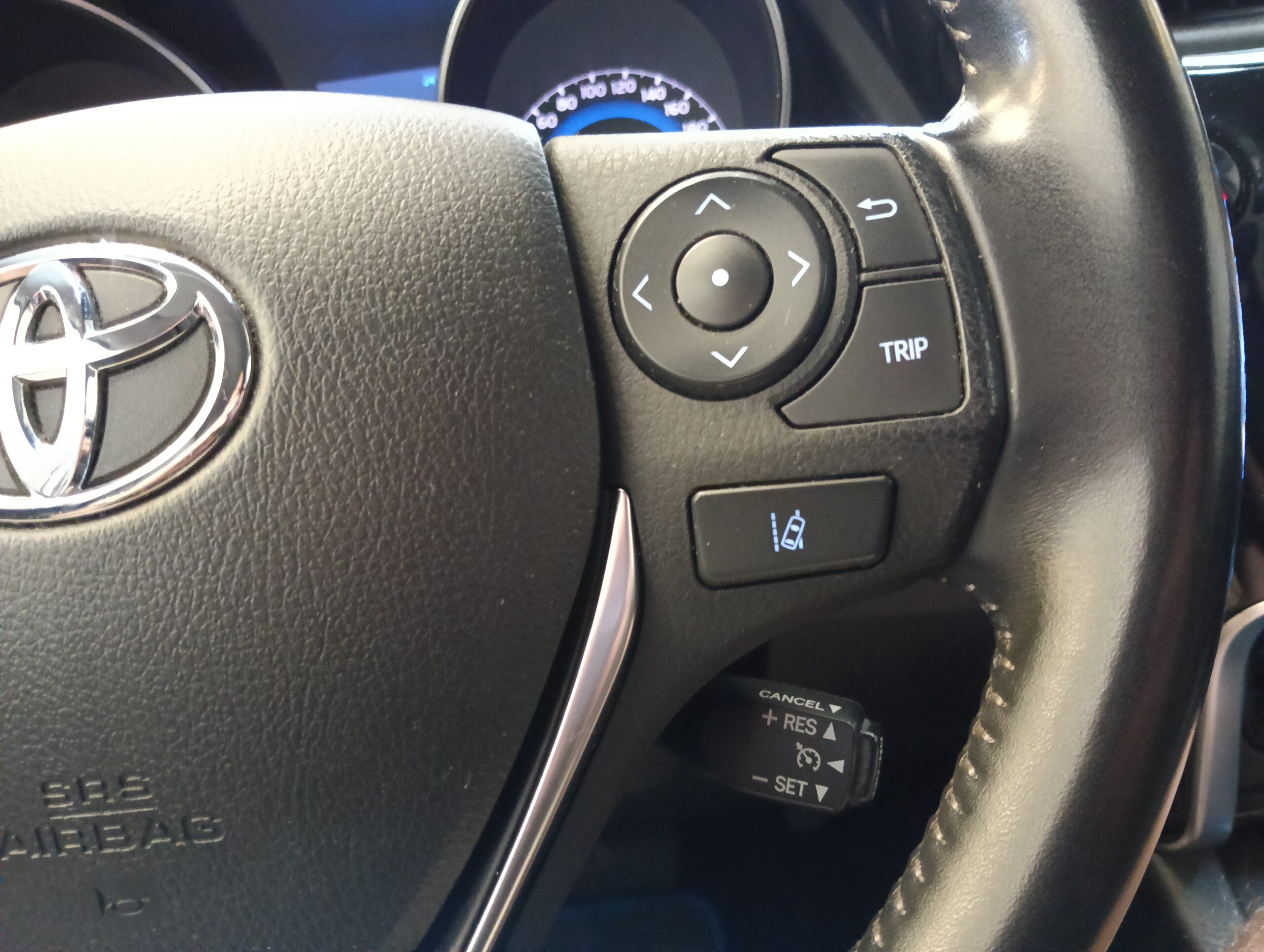 TOYOTA Auris 1.8 140H Feel Touring Sports