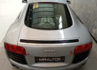 AUDI R8 4.2 FSI quattro Manual
