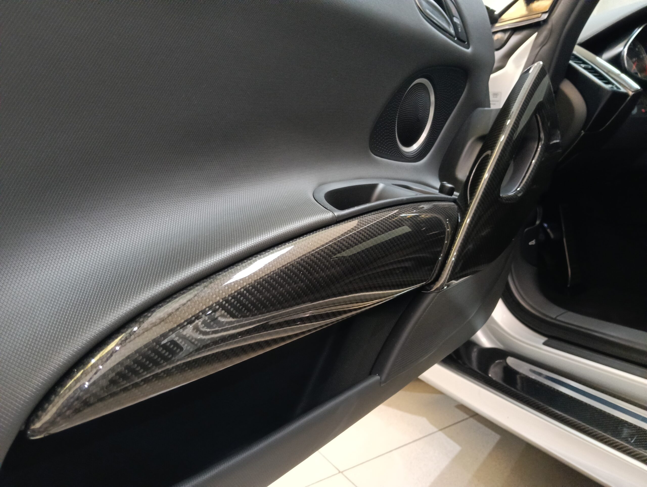 AUDI R8 4.2 FSI quattro Manual
