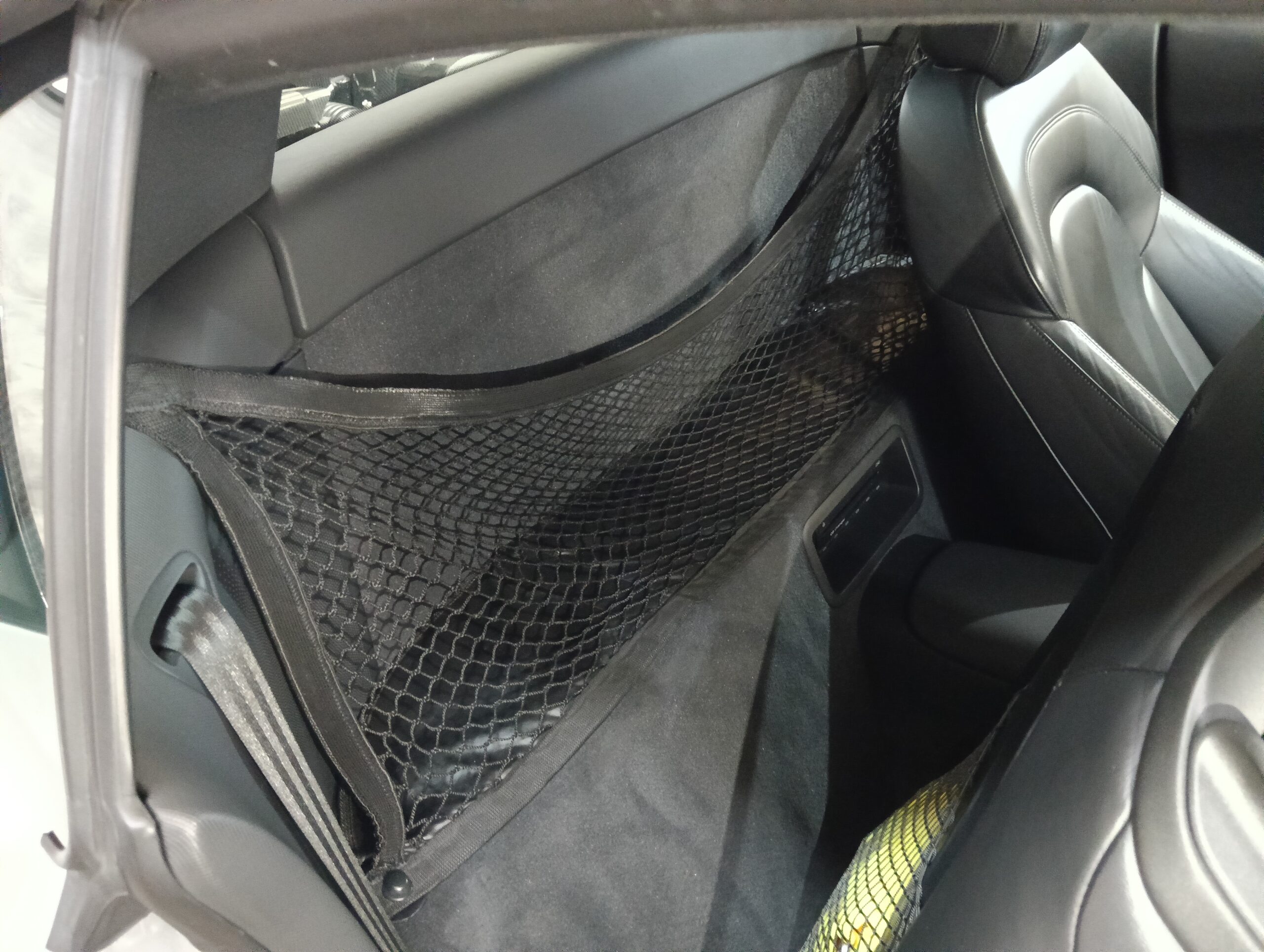 AUDI R8 4.2 FSI quattro Manual